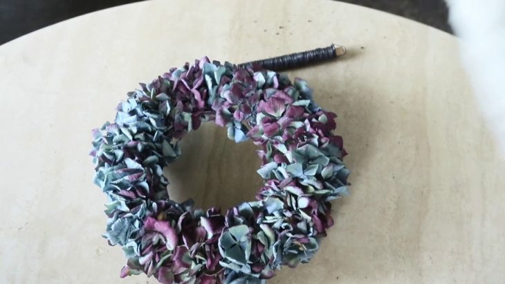 シンプルな紫陽花のリースの作り方