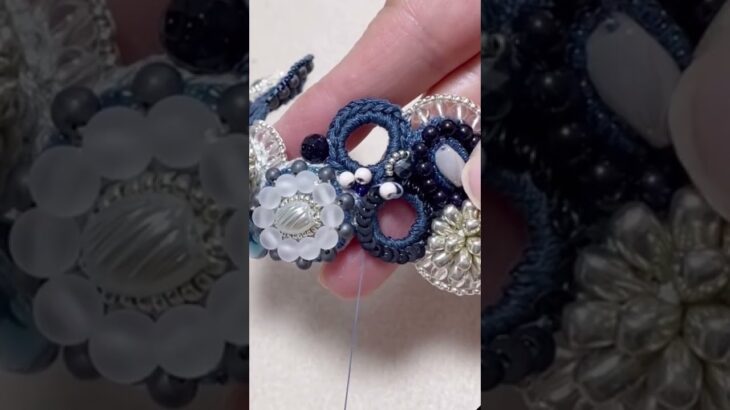 ビーズ刺繍のネックレスを作っているだけのショート #ビーズ刺繍 #beadembroidery #diycrafts #handmadejewelry