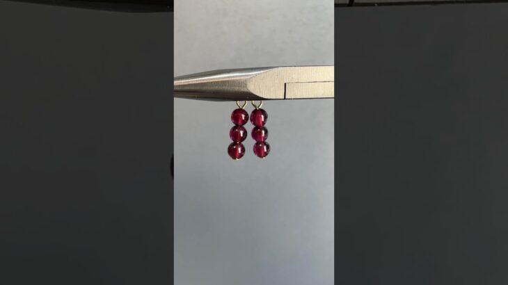 ガーネットの3粒ピアスをつくります！　#原石 #天然石 #鉱物  #ハンドメイド #ワークショップ #handmade #天然石ピアス #自由が丘