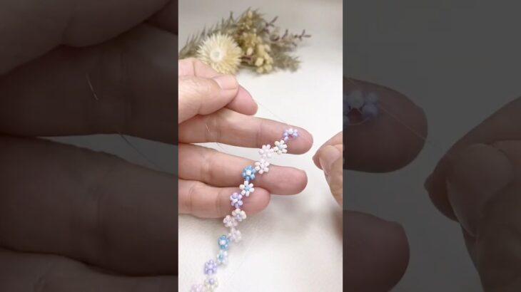 wave flower🌼Seriaビーズ❤︎   #ビーズアクセサリー #diy #簡単ハンドメイド #100均#Seria  #お花